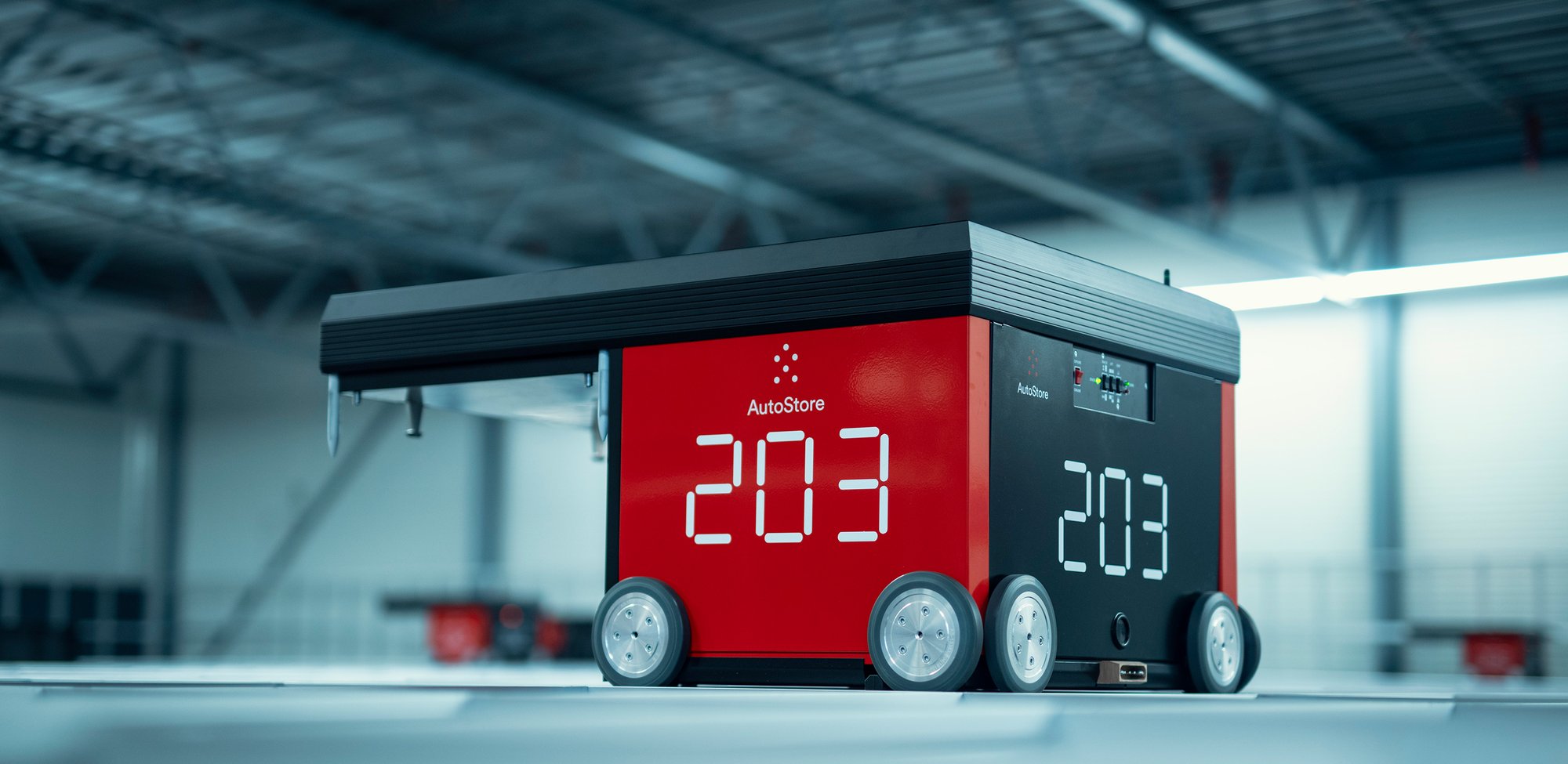 An AutoStore R5 Robot stops on Grid