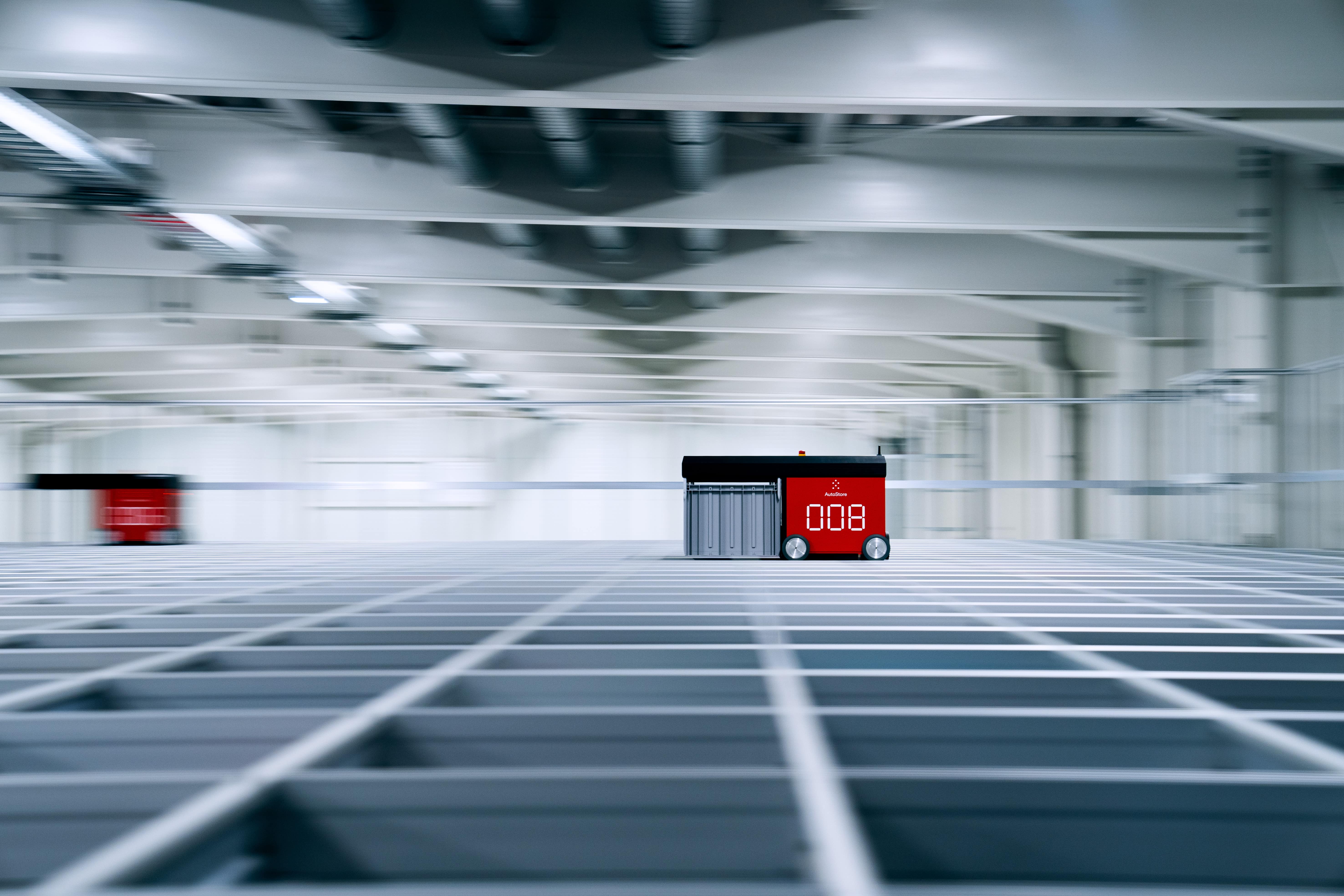 Myths, FAQs & Fact Check - Where AutoStore stands out in warehouses