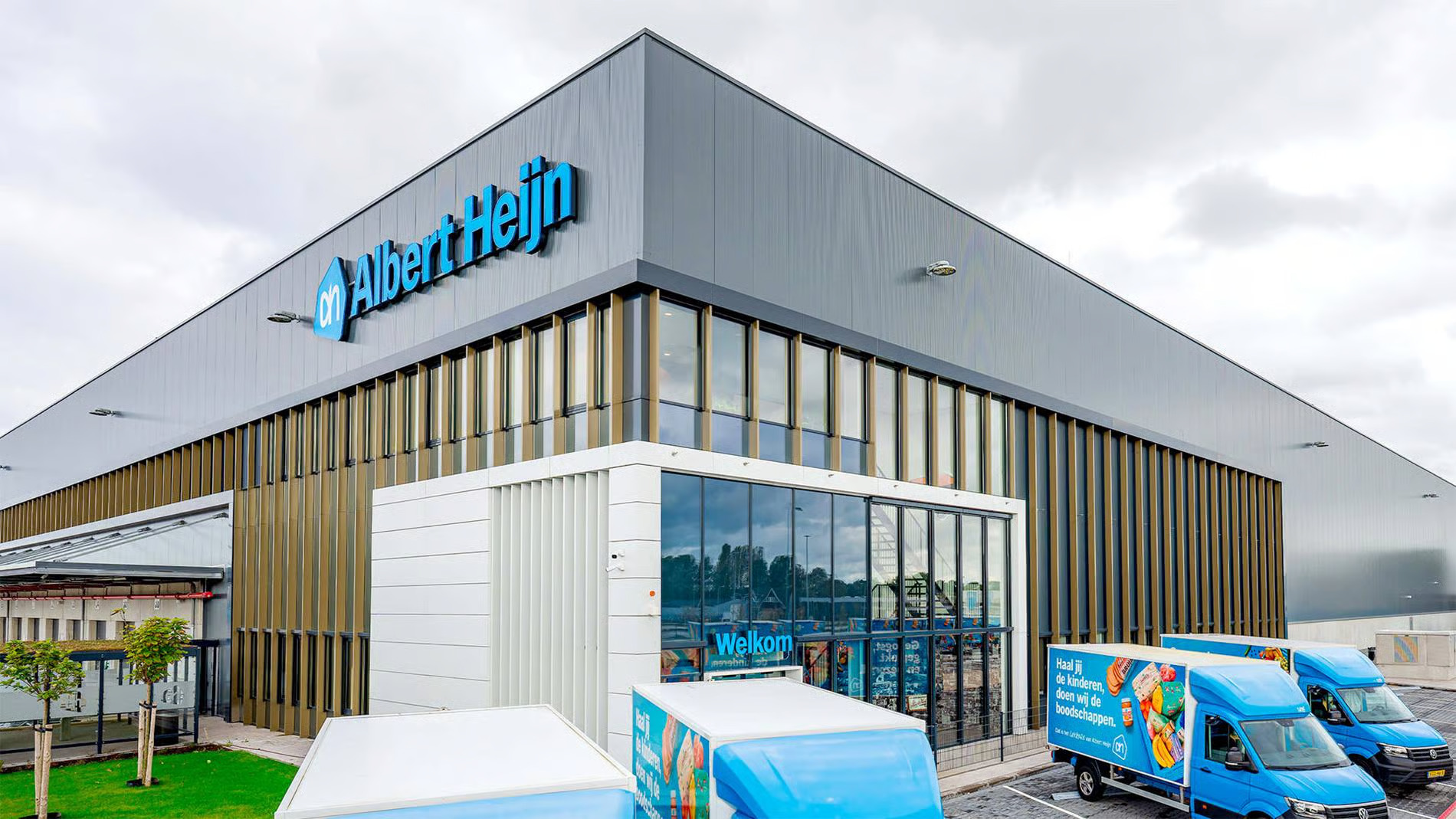 An external shot of the Albert Heijn BNL building