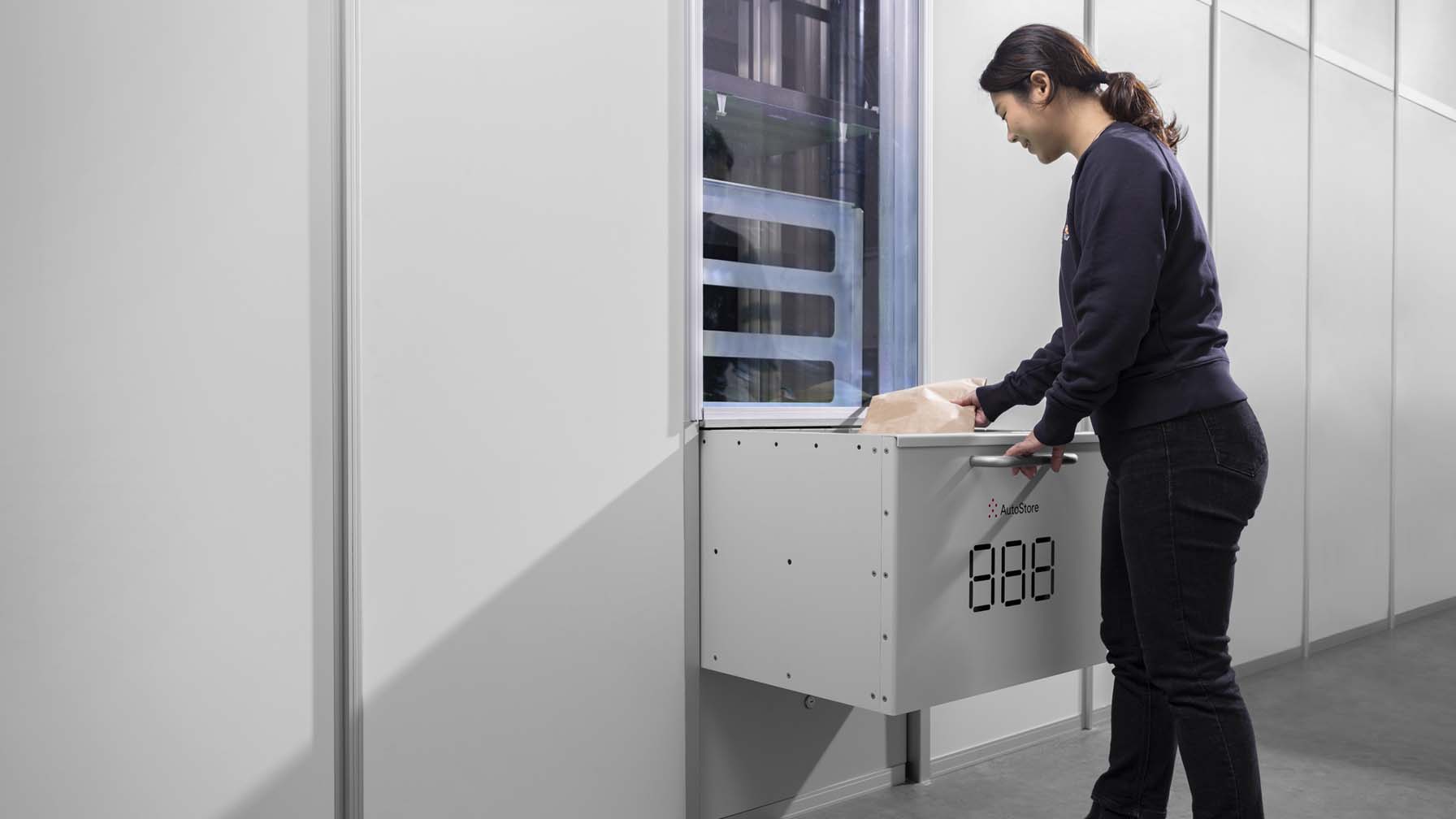 Récupérez vos achats en ligne grâce aux robots AutoStore